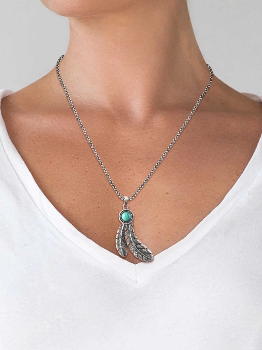 Jessica Simpson Silver Turquoise Feather Pendant Necklace - Picture 2 of 3